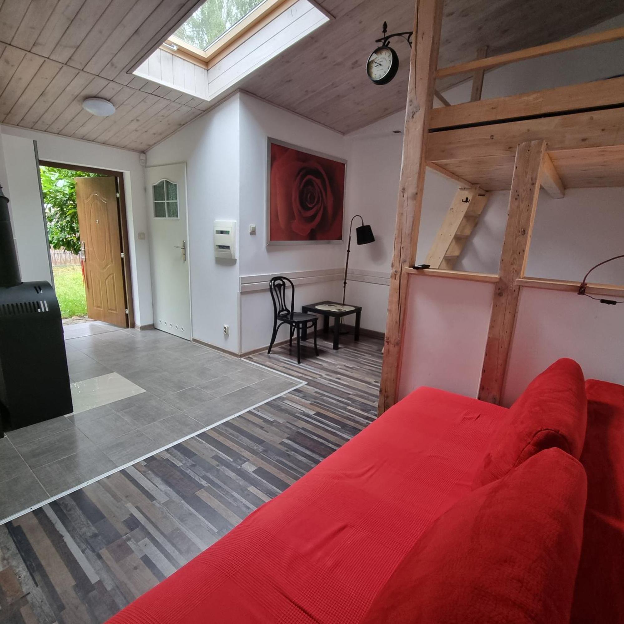 Pokoje I Apartamenty Przy Sosnowej Poddąbie Extérieur photo