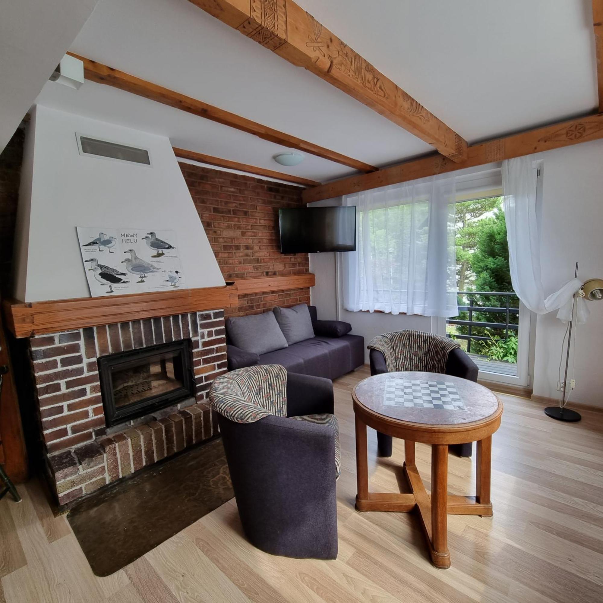 Pokoje I Apartamenty Przy Sosnowej Poddąbie Extérieur photo