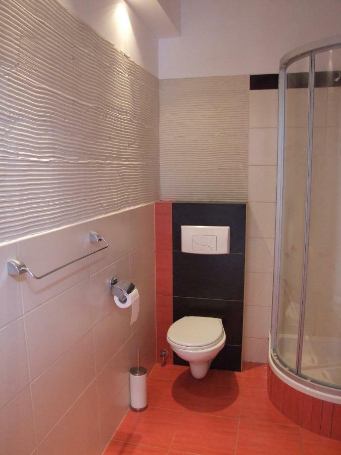 Pokoje I Apartamenty Przy Sosnowej Poddąbie Extérieur photo